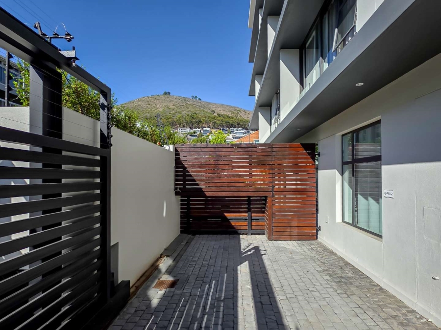 2 Bedroom Property for Sale in Green Point Western Cape